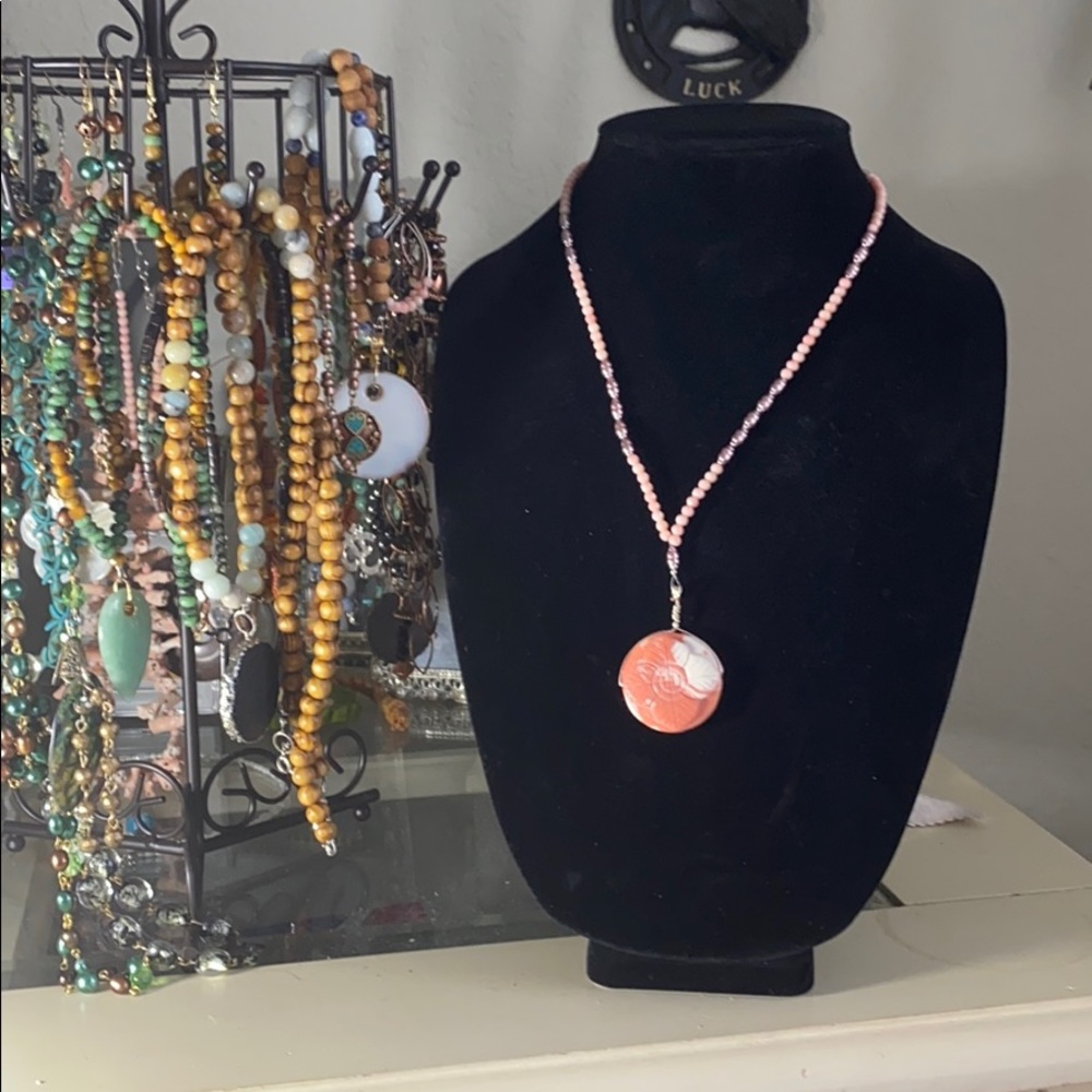 Jewelry - Picture 2 of 6